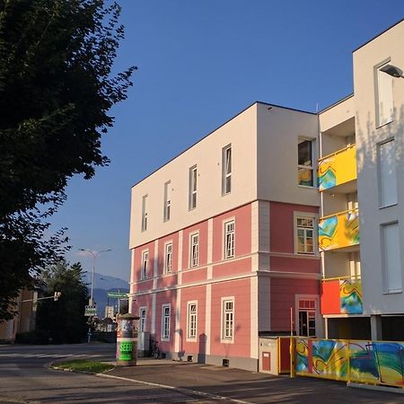 101 Athen, Studio Apartment, 38M2 1-4 Pers Klagenfurt am Woerthersee Bagian luar foto
