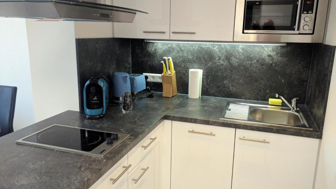 101 Athen, Studio Apartment, 38M2 1-4 Pers Klagenfurt am Woerthersee Bagian luar foto