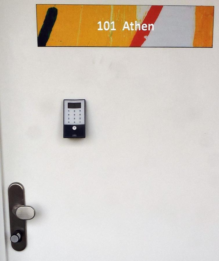 101 Athen, Studio Apartment, 38M2 1-4 Pers Klagenfurt am Woerthersee Bagian luar foto