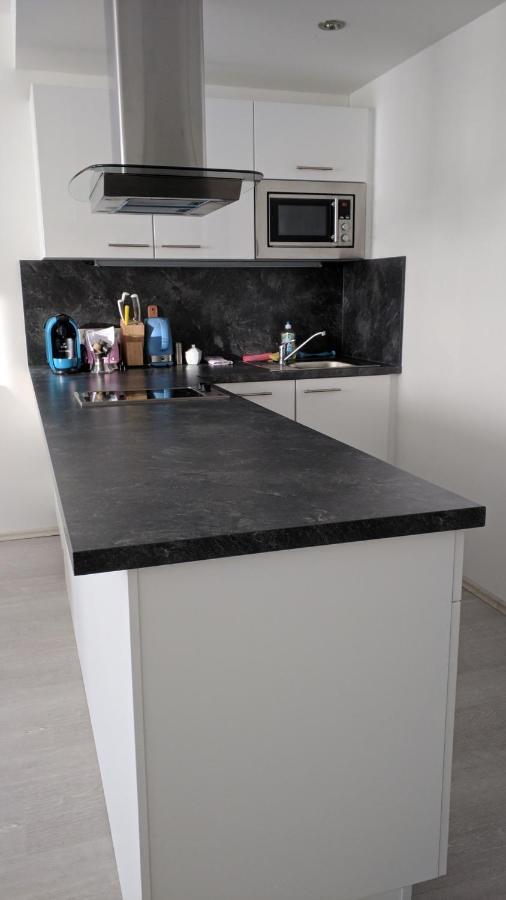 101 Athen, Studio Apartment, 38M2 1-4 Pers Klagenfurt am Woerthersee Bagian luar foto